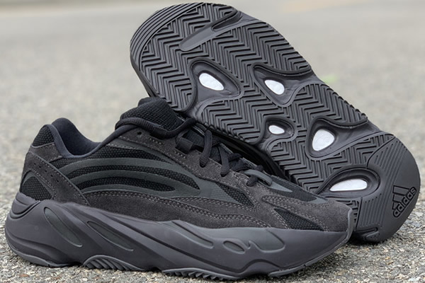 Yeezy Boost 700 V2 Vanta